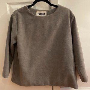 Town Clothes Wool Top Sz 0